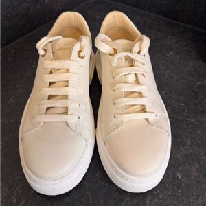 Valentino Garavani Back Logo Off-White Leather Sneakers